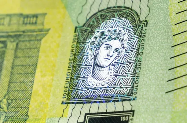 Bearbeide sikkerhetspapir og sikkerhetsfolier 