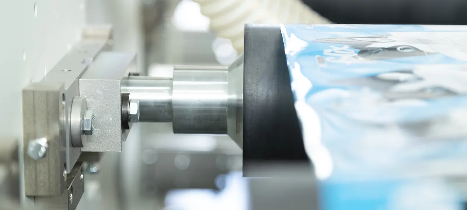 /global/img_intro/MLT_037__.webp?m=1715325990